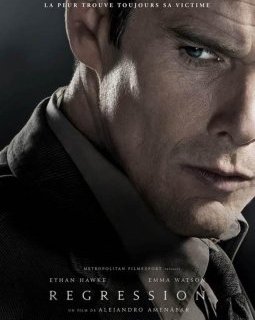 Regression : Ethan Hawke et Emma Watson se montrent chez Alejandro Amenabar 