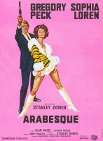 Arabesque - Stanley Donen - critique